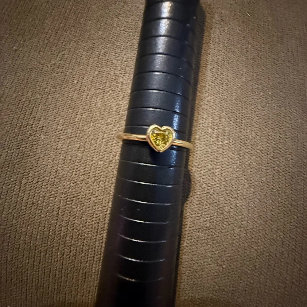 Pandora 18k over silver Cz Radiant heart ring - retired - Picture 6 of 7